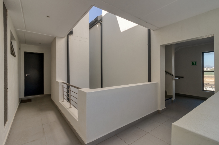 1 Bedroom Property for Sale in Sitari Country Estate Western Cape